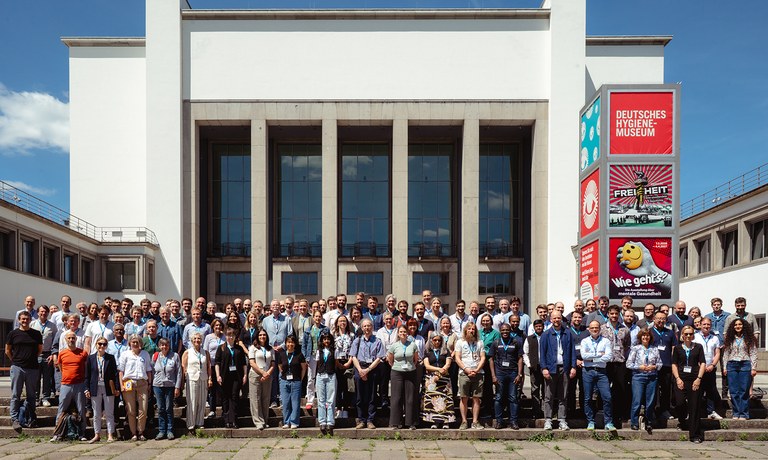 NFDI4Earth Plenary 2026_Group Picture_klein.jpg