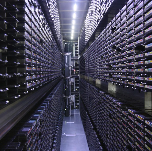 Blick ins DKRZ-Datensilo