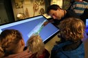 de-4k_touch_table.jpg