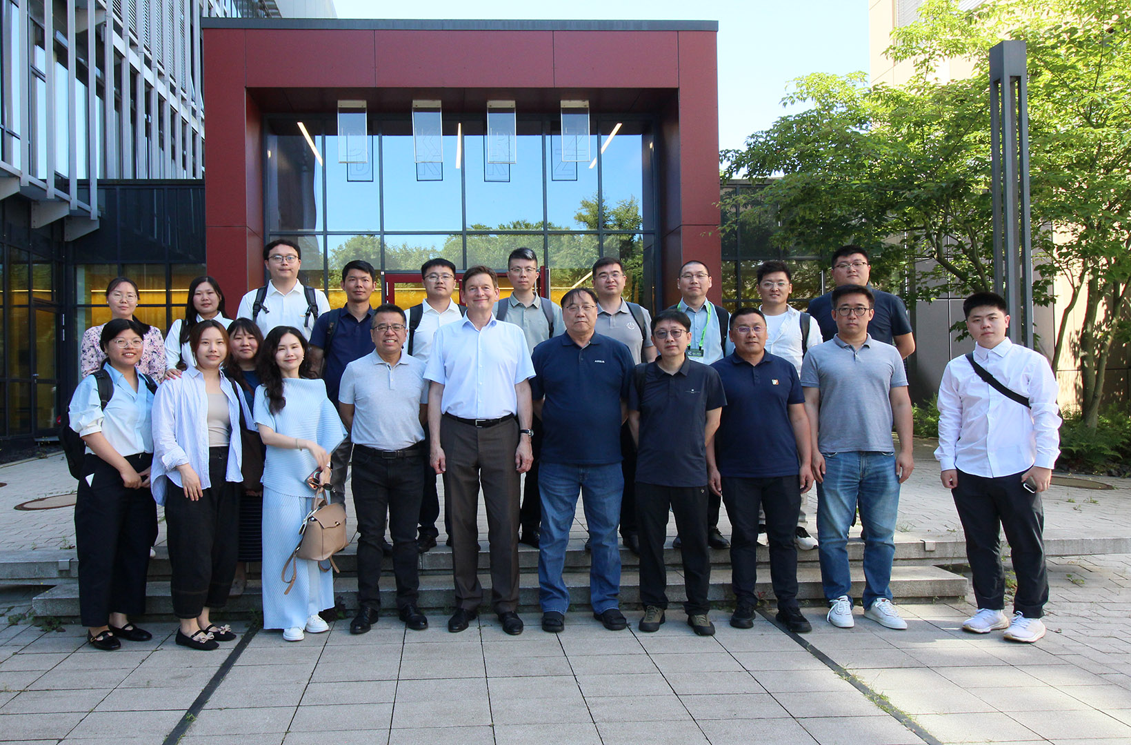 Chinesische HPC-Delegation am DKRZ
