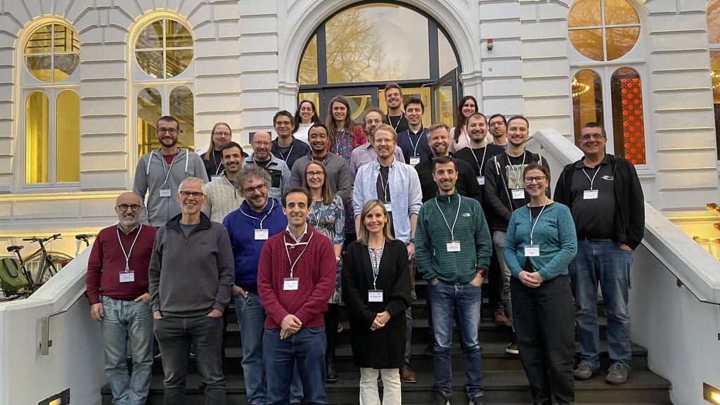 24-11-12 16-36-41 4958.jpg